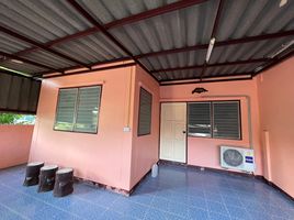 3 Schlafzimmer Reihenhaus zu verkaufen im Green Garden Home Klong 11 , Bueng Nam Rak