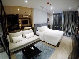 1 Schlafzimmer Wohnung zu verkaufen im Rhythm Ekkamai, Khlong Tan Nuea, Watthana