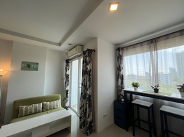 Studio Apartment for sale at Beach 7 Condominium, Nong Prue