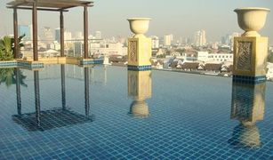 2 Schlafzimmern Wohnung zu verkaufen in Phra Khanong Nuea, Bangkok Le Luk Condominium