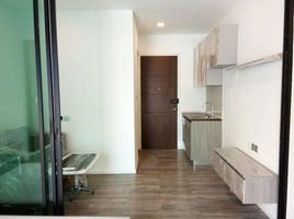 1 спален Кондо в аренду в Brown Condo Ratchada 32, Wong Sawang, Банг Суе, Бангкок, Таиланд