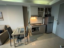 1 Schlafzimmer Wohnung zu verkaufen im 6th Avenue Surin, Choeng Thale