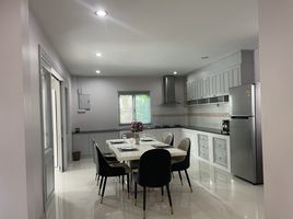 6 Bedroom House for rent at Thanaporn Park Home 5, San Pa Pao