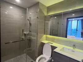 1 Bedroom Condo for sale at Whizdom Essence, Bang Chak, Phra Khanong