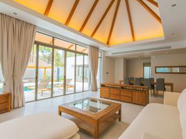 3 Schlafzimmer Villa zu verkaufen im Anchan Tropicana, Thep Krasattri