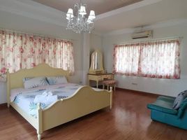 6 Schlafzimmer Villa zu verkaufen in Mueang Chiang Mai, Chiang Mai, Chang Phueak
