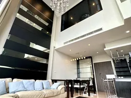 3 спален Пентхаус в аренду в Urbano Absolute Sathon-Taksin, Khlong Ton Sai, Кхлонг Сан