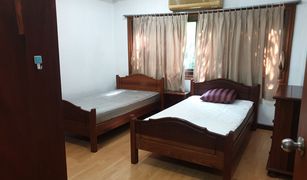 Khlong Toei, ဘန်ကောက် The Apartment in Sukhumvit 20 တွင် 3 အိပ်ခန်းများ တိုက်ခန်း ရောင်းရန်အတွက်
