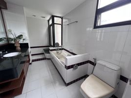 3 Schlafzimmer Wohnung zu vermieten im Neo Aree Apartment, Khlong Tan