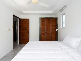 2 Bedroom Apartment for sale at Chaweng Modern Villas, Bo Phut, Koh Samui, Surat Thani