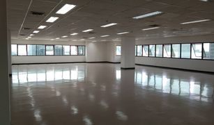 N/A Office for sale in Khlong Tan Nuea, Bangkok Sorachai Building