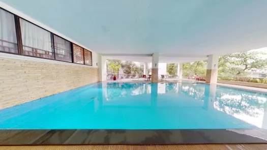 Фото 1 of the Communal Pool at Prime Mansion Promsri