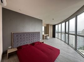 1 Schlafzimmer Wohnung zu verkaufen im Sky Walk Residences, Phra Khanong Nuea