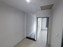 บ้านเดี่ยว 2 ห้องนอน ให้เช่า ในทำเล ตลาดนัดบ้านพอน, ศรีสุนทร, ศรีสุนทร