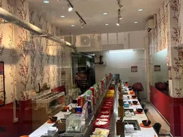 ขายร้านขายของ 4 ห้องนอน ใน บางรัก กรุงเทพมหานคร, สีลม