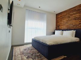 3 Bedroom Apartment for rent at Penthouse Condominium 3, Phra Khanong Nuea, Watthana