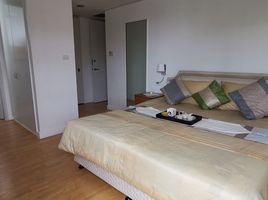 3 Schlafzimmer Wohnung zu vermieten im Tipamas Suites, Thung Mahamek