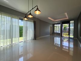 4 Bedroom House for rent at Mantana Srinakarin – Bangna, Bang Kaeo, Bang Phli, Samut Prakan