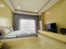 4 Schlafzimmer Haus zu vermieten im Perfect Place Sukhumvit 77 - Suvarnabhumi, Lat Krabang, Lat Krabang