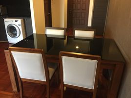 1 Schlafzimmer Appartement zu vermieten im Ploenruedee Residence, Lumphini, Pathum Wan