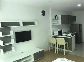 Studio Condo for rent at Ozone Condotel, Karon, Phuket Town