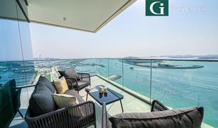 Квартира, 3 спальни на продажу в EMAAR Beachfront, Дубай Seapoint