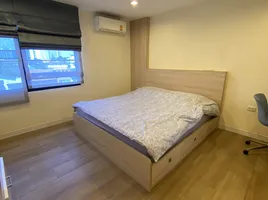 1 Schlafzimmer Wohnung zu vermieten im Beverly Hills Mansion, Phra Khanong Nuea, Watthana, Bangkok