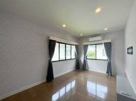 4 Bedroom Villa for sale at Burasiri Bangna, Bang Sao Thong, Bang Sao Thong, Samut Prakan, Thailand