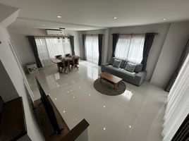 3 Schlafzimmer Villa zu vermieten im Supalai Palm Spring Banpon Phuket, Si Sunthon