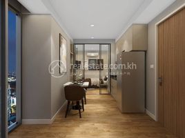 1 Schlafzimmer Appartement zu verkaufen im New Condo Project | The Flora Suite Studio Room for Sale in BKK1 Area, Boeng Keng Kang Ti Muoy