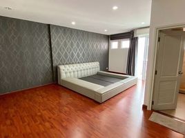 4 Bedroom House for sale at Leon Sukhumvit 62, Bang Chak