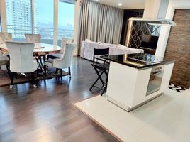 3 Bedroom Condo for sale at Watermark Chaophraya, Bang Lamphu Lang, Khlong San