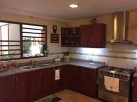 4 Bedroom House for sale at Cuenca, Santa Isabel Chaguarurco