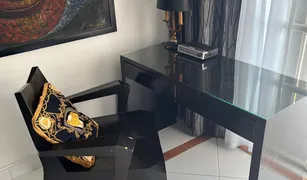 1 Schlafzimmer Wohnung zu verkaufen in Patong, Phuket Le Versace