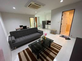 1 Bedroom Apartment for sale at Sukhumvit Living Town, Khlong Toei Nuea