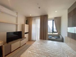 1 Schlafzimmer Appartement zu vermieten im Maru Ekkamai 2, Khlong Tan Nuea