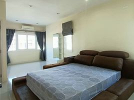 2 Schlafzimmer Reihenhaus zu vermieten im The Urbana 3, Tha Sala, Mueang Chiang Mai, Chiang Mai