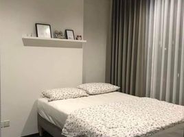 1 Schlafzimmer Wohnung zu vermieten im Edge Sukhumvit 23, Khlong Toei Nuea