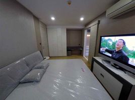 1 Bedroom Condo for rent at Klass Langsuan, Lumphini