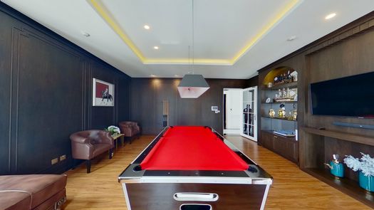Фото 1 of the Pool / Snooker Table at Grand Florida