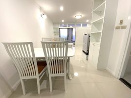 1 Bedroom Condo for rent at Supalai Place, Khlong Tan Nuea