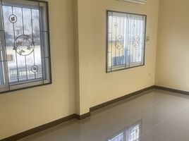 4 Bedroom Townhouse for sale at Pensiri 4 Leabwari Khukhwa, Khok Faet