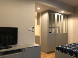 Studio Apartment for rent at The Editor Saphan Khwai, Sam Sen Nai