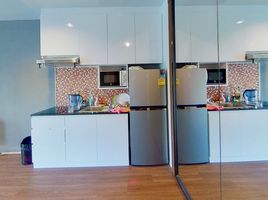 1 Bedroom Apartment for rent at Urbana Langsuan, Lumphini