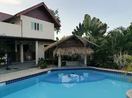 6 Bedroom Hotel for sale in Phan Phrao, Si Chiang Mai, Phan Phrao