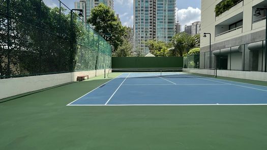 Фото 1 of the Теннисный корт at Somkid Gardens