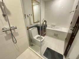 2 Bedroom Apartment for rent at Sukhumvit City Resort, Khlong Toei Nuea