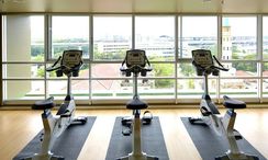 Фото 2 of the Fitnessstudio at Lumpini Place Srinakarin