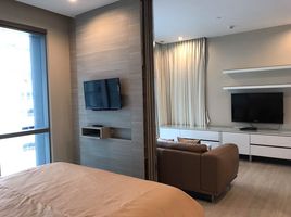 1 Schlafzimmer Appartement zu vermieten im The Room Sukhumvit 21, Khlong Toei Nuea