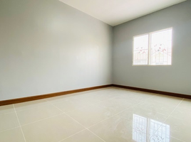 3 Bedroom Townhouse for sale at Baan Pruksa 63 , Bang Kadi